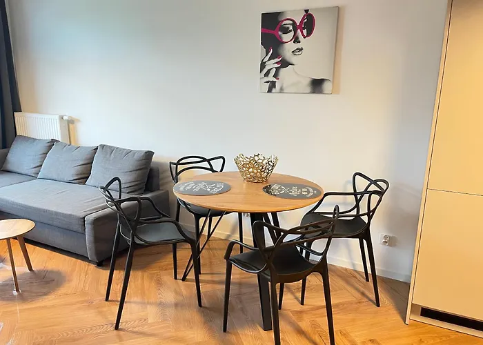 Piekny, Nowy Lesnych Skrzatow W Poznaniu Apartment *