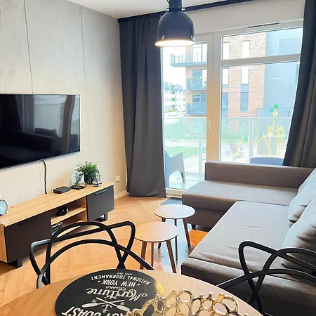 Piekny, Nowy Lesnych Skrzatow W Poznaniu * Познань